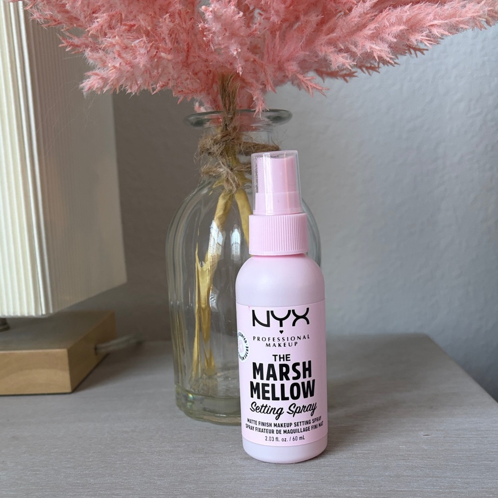 NYX The Marsh Mellow Setting Spray